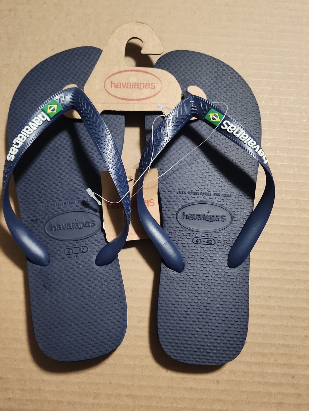 Havaianas Navy Flip Flops with Brazilian Flag Accent, 11/12W 9/10M